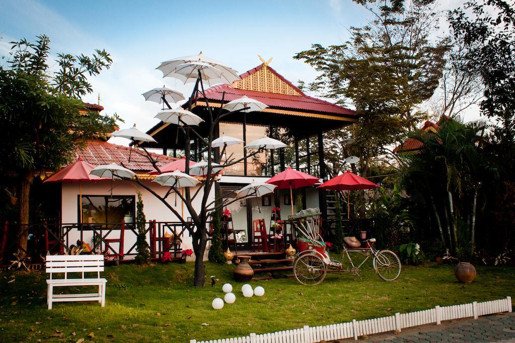 Baan Puang Petch Hotell Chiang Mai Exteriör bild