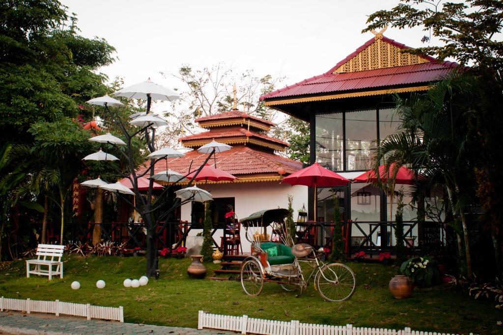 Baan Puang Petch Hotell Chiang Mai Exteriör bild